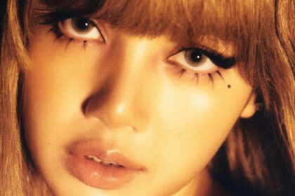 BLACKPINK's Lisa releases “SaWaDiKa” teaser photos BLACKPINK's Lisa releases “SaWaDiKa” teaser photos
