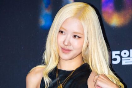 BLACKPINK's Rosé expresses her regret and gratitude in a heartfelt message