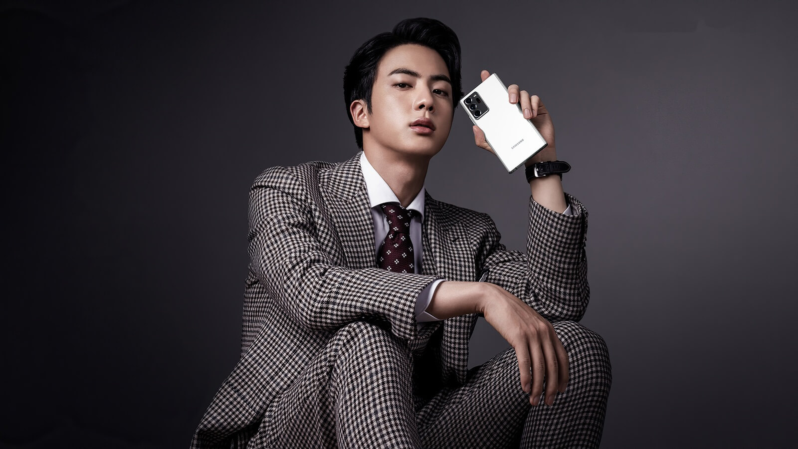 BTS' Jin expresses his gratitude to fans who respect his privacy recently BTS' Jin expresses his gratitude to fans who respect his privacy recently
