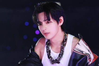 BTS' V reveals he is dealing with severe hearing loss sparking concern BTS' V reveals he is dealing with severe hearing loss sparking concern