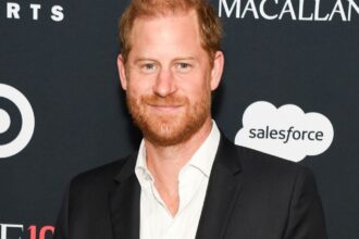 Prince Harry allegedly still expects an apology from the Royal Family Prince Harry allegedly still expects an apology from the Royal Family