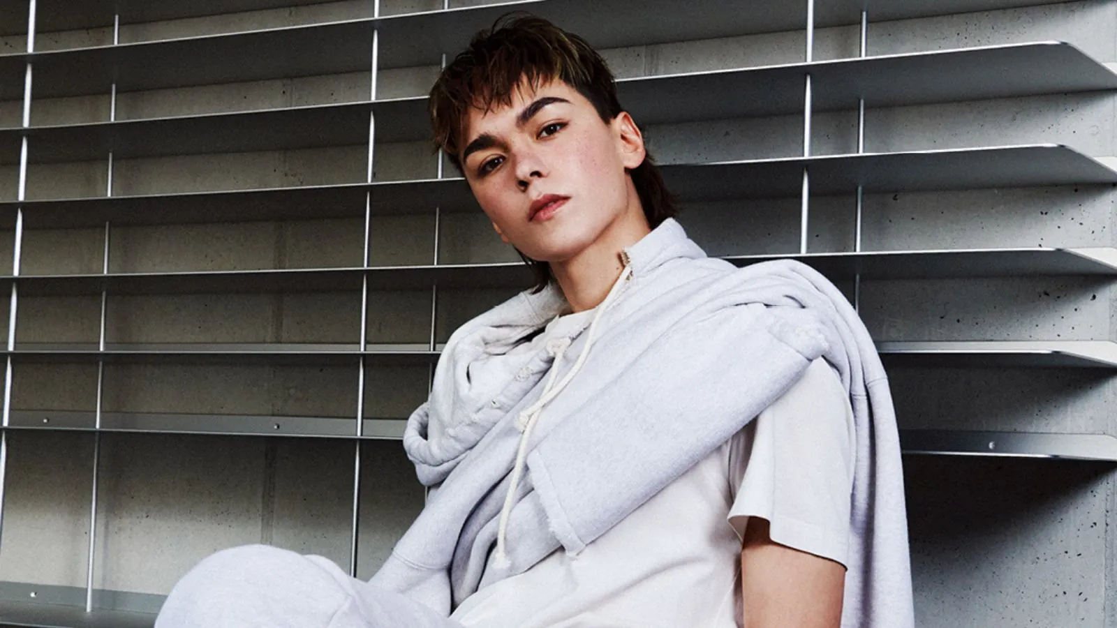 SEVENTEEN's Vernon marked his enlistment day with the new single 'I'll Be Back' SEVENTEEN's Vernon marked his enlistment day with the new single 'I'll Be Back'