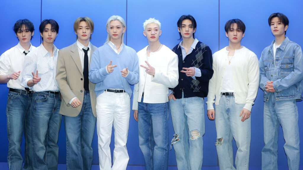 Stray Kids Tie Taylor Swift on the Billboard 200