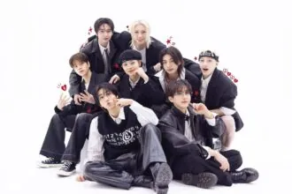 Stray Kids earns fifth win for “THIS & THAT” on Music Bank Stray Kids earns fifth win for “THIS & THAT” on Music Bank