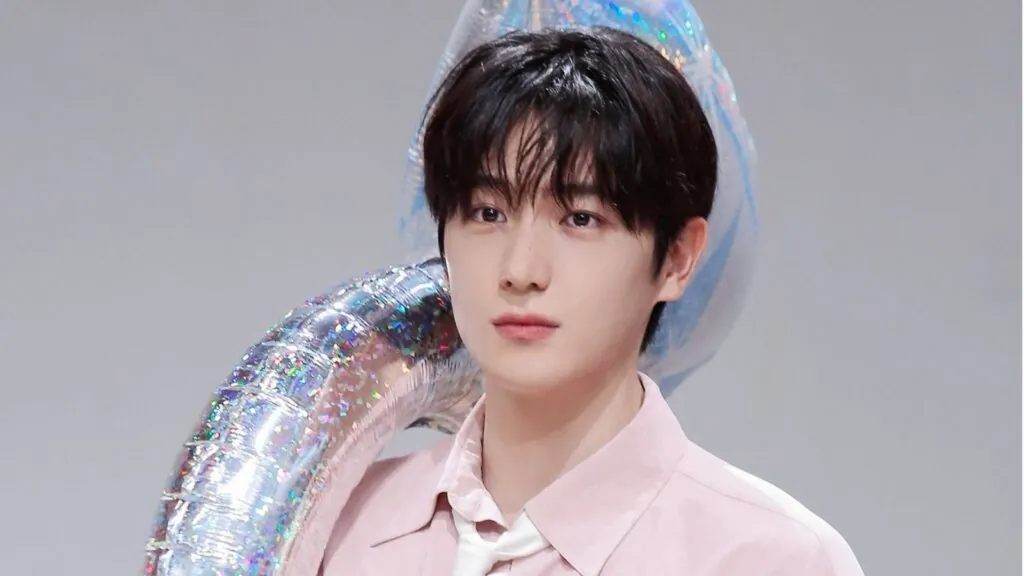 THE BOYZ's Hyunjae announce his first solo fan meeting 'The Present For You'