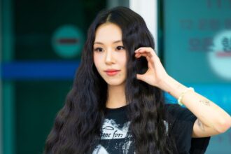 TWICE's Chaeyoung breaks silence on indoor smoking accusations