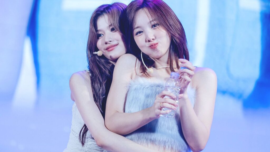 TWICE's Sana and Nayeon went viral for sharing a 'love shot' at their tour after-party TWICE's Sana and Nayeon went viral for sharing a 'love shot' at their tour after-party