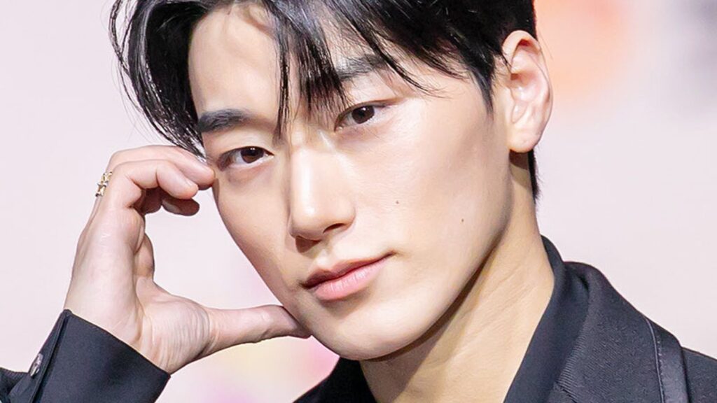 This is why ATEEZ San’s appearance at a soccer match provokes harsh criticism