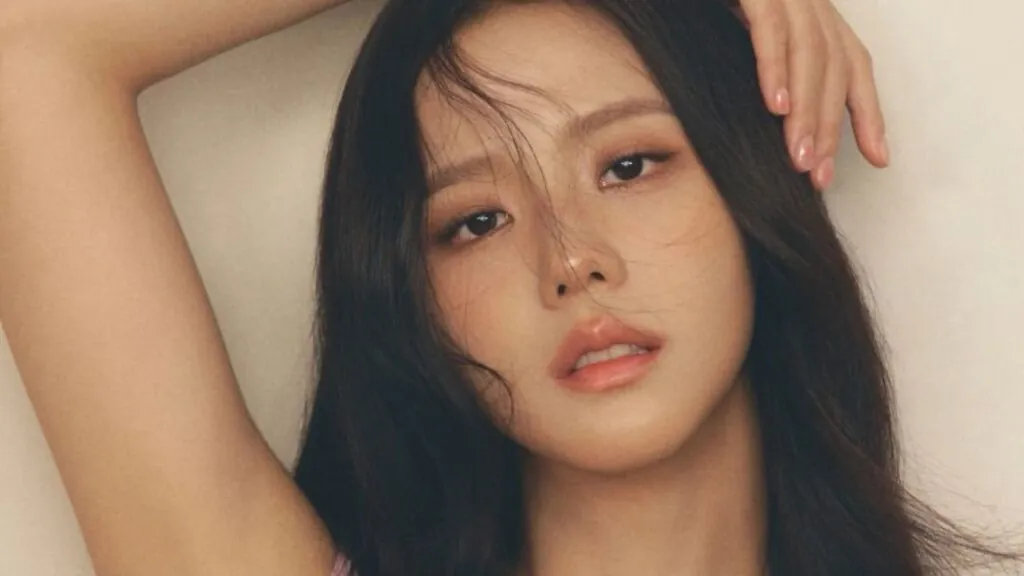 BLACKPINK’s Jisoo’s “CLICK” becomes a M Countdown winner