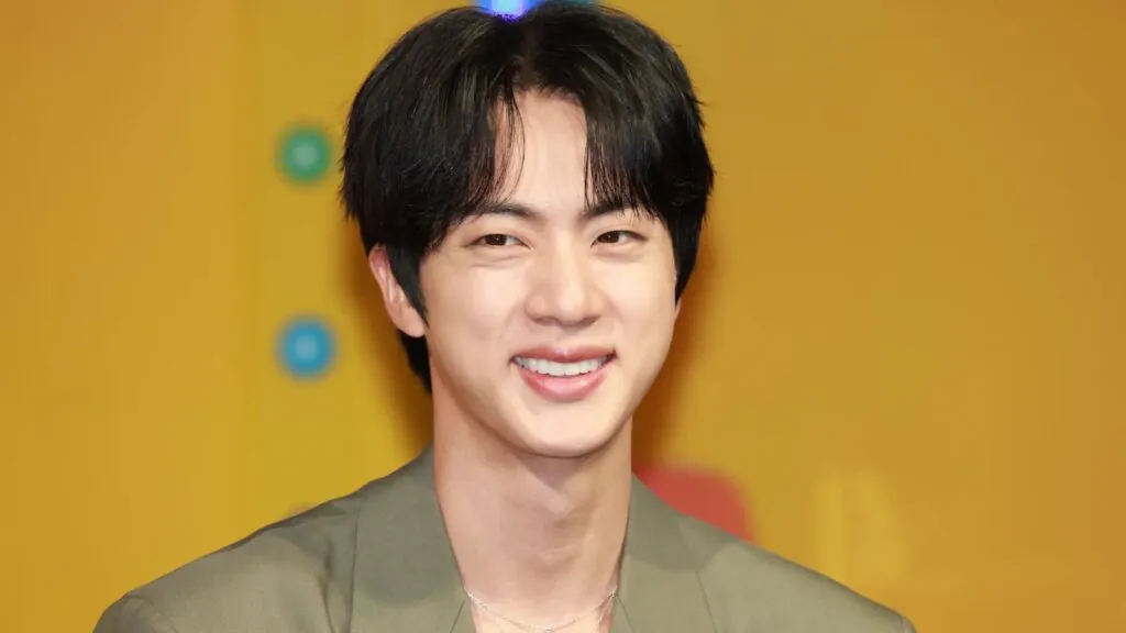 BTS’ Jin earns his first solo entry into Spotify’s Billions Club BTS’ Jin earns his first solo entry into Spotify’s Billions Club