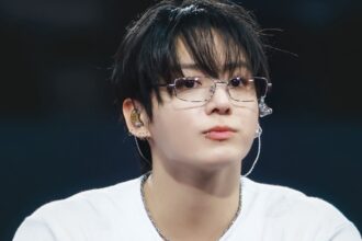 BTS' Jungkook shows support for girl group RESCENE once again BTS' Jungkook shows support for girl group RESCENE once again