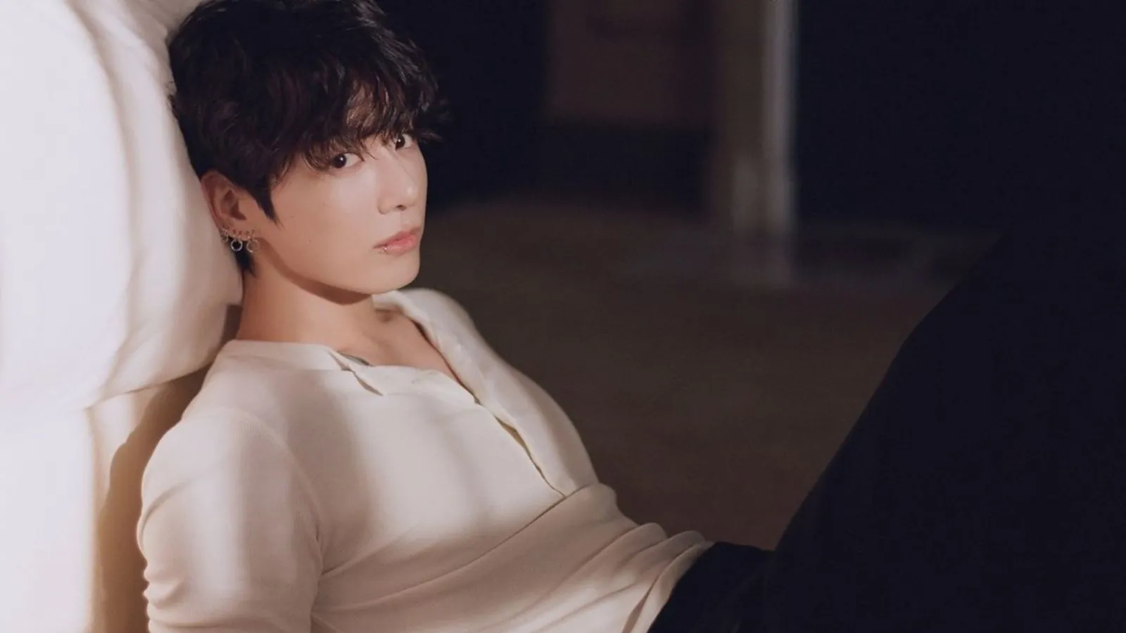 BTS' Jungkook’s “Still With You” reaches new Spotify milestone BTS' Jungkook’s “Still With You” reaches new Spotify milestone