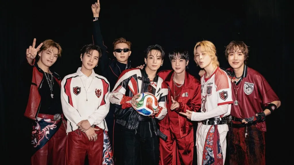 BTS breaks Beyoncé’s touring record worldwide BTS breaks Beyoncé’s touring record in the United States