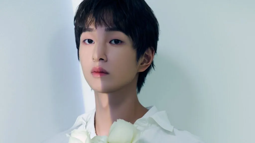 SHINee's Onew sets date for first single album SHINee's Onew sets date for first single album