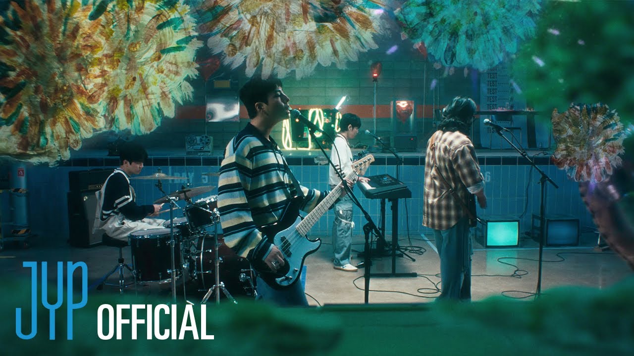 DAY6(데이식스) "INSIDE OUT" M/V