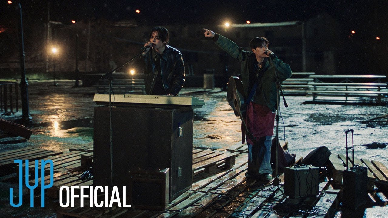 Stray Kids "CINEMA (Lee Know & Seungmin)" Video