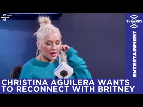 Does Christina Aguilera keep in touch with her Mickey Mouse Club co-stars?