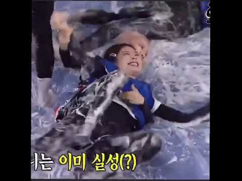 BLACKPINK JENNIE and ROSÉ cute moment in runningman on repeat