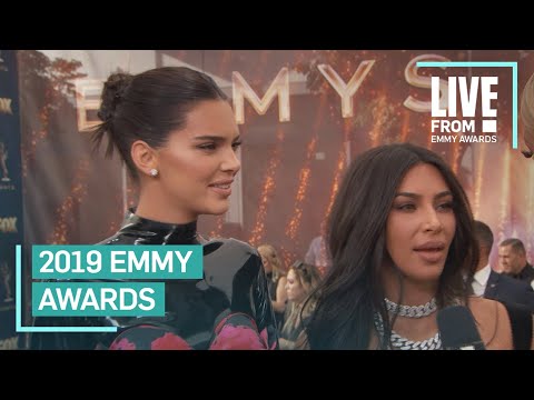 Kim Kardashian & Kendall Jenner Walk 2019 Emmys Red Carpet | E! Red Carpet & Award Shows