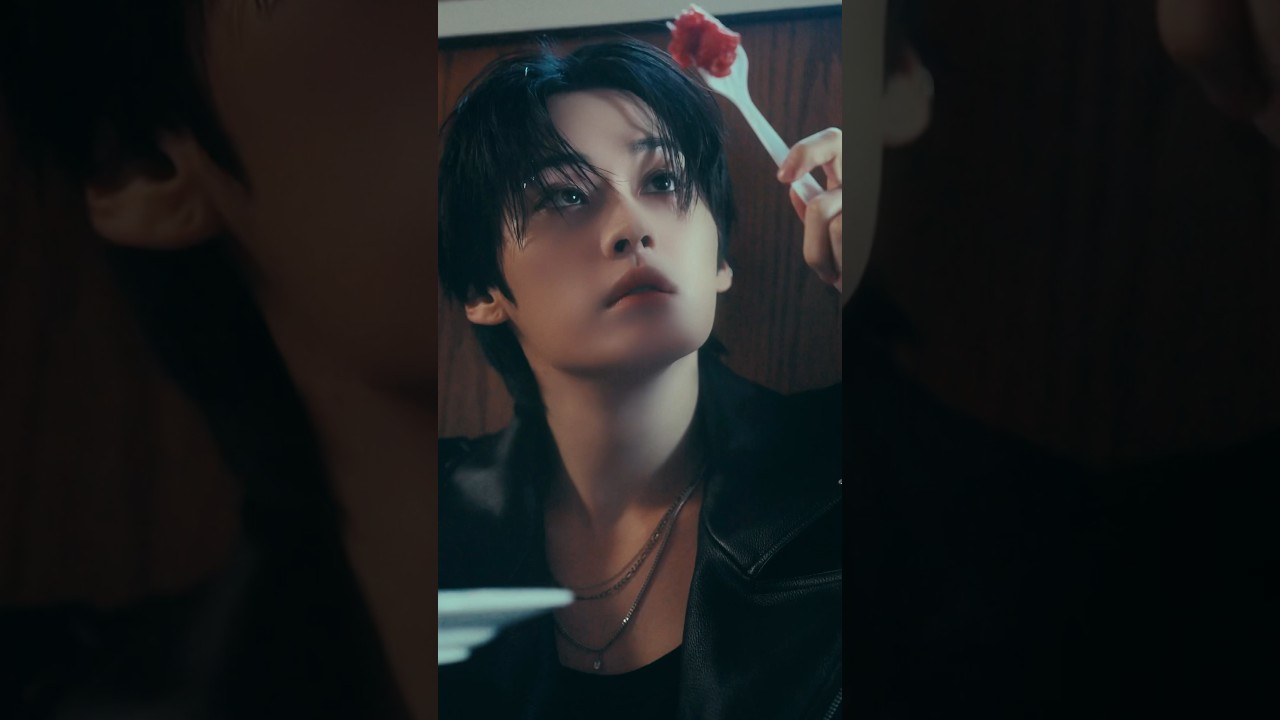 Stray Kids "ATE" VISUAL FILM_Lee Know Ver.