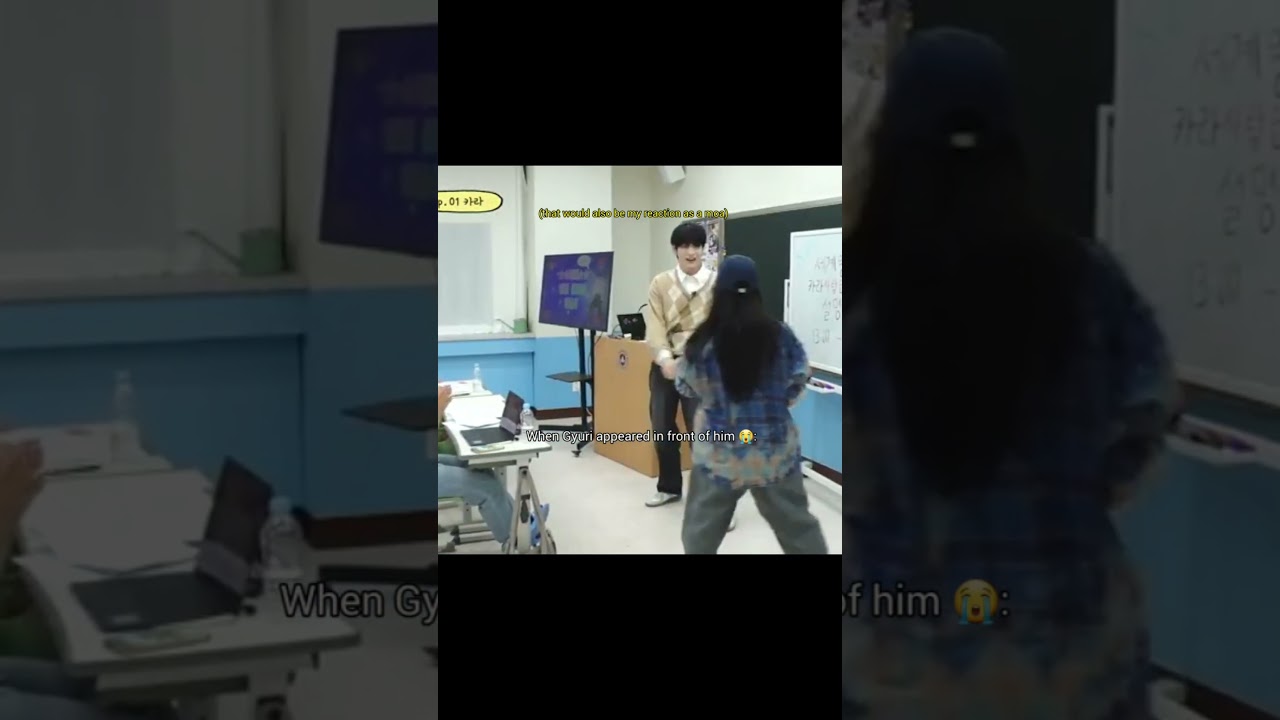 SOOBIN BEING THE LUCKIEST FANBOY 😭 ❤️ #txt #soobin #kara #gyuri #shorts #foryou #fyp