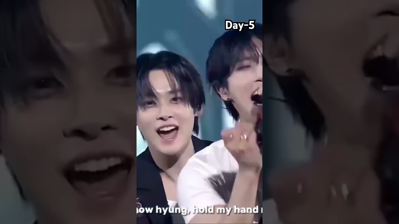 ~Lee know hyung, hold my hand now~ day-5 #minsung  #straykids