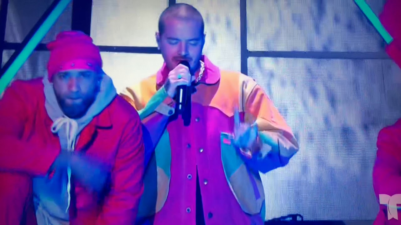 J Balvin - Ahora y Ambiente | En Vivo (Premios Billboard 2018)