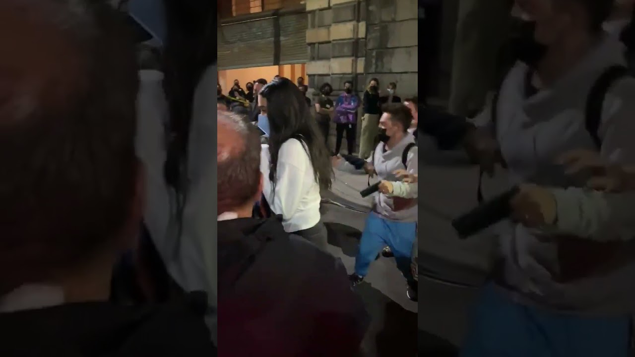 Dua Lipa had a scary moment because one of her fans tried to get close her in Mexico City