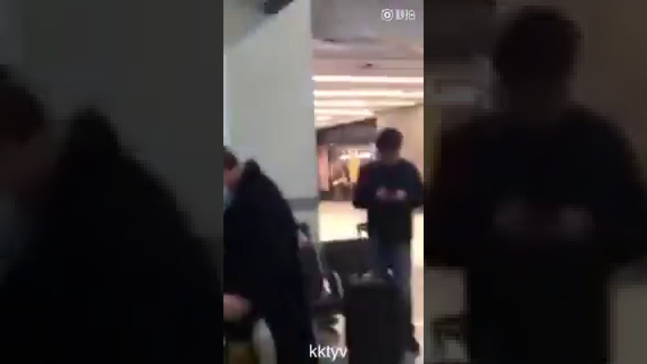 [FANCAM]BTS Taehyung | V run in fears as fans chase him // Taehyung acosado/perseguido por fans