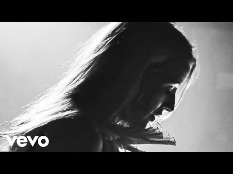 Ellie Goulding - Flux (Official Video)
