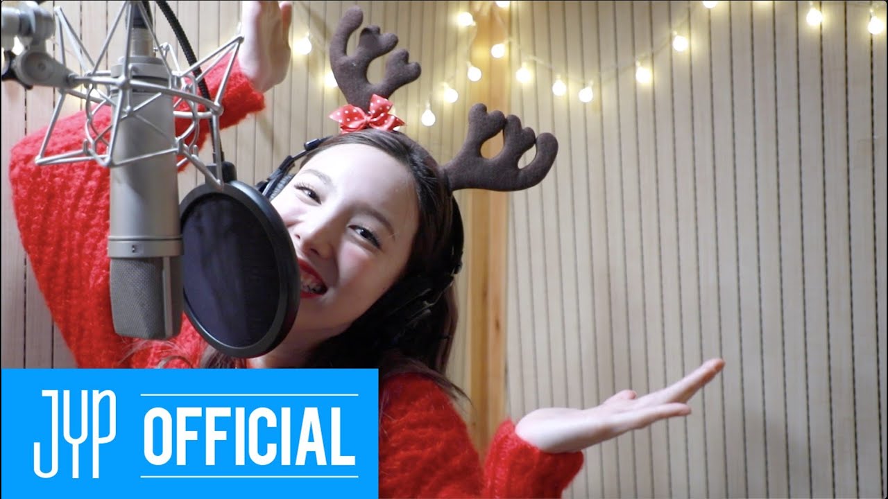 “Santa Tell Me (Ariana Grande)" Cover by NAYEON