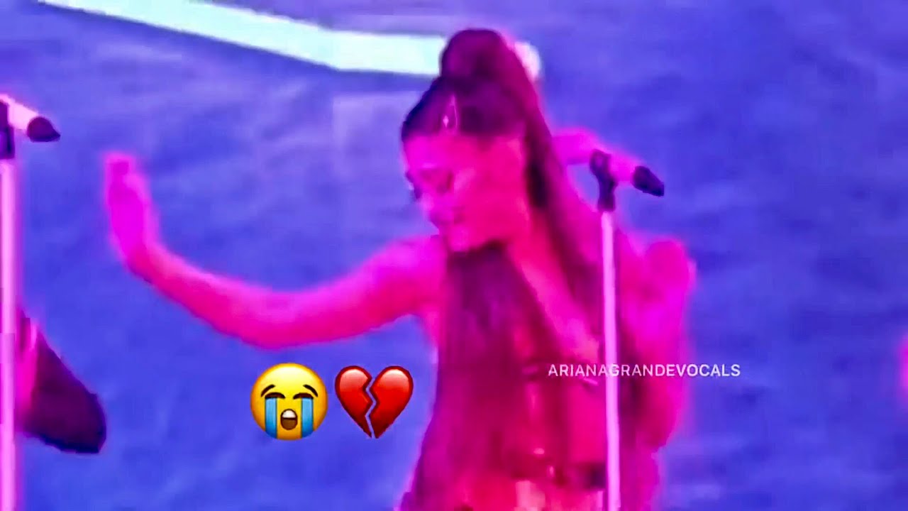 Ariana Grande was crying during thank u next in Pittsburgh, the hometown of her ex Mac Miller...