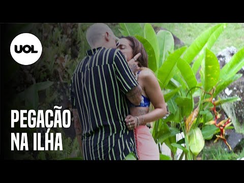 Anitta e Lipe se beijam durante gravação de reality