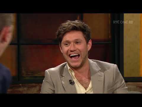 'We have an email chain' Niall Horan chats about how One Direction keep in touch |The Late Late Show