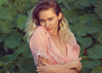 Miley Cyrus incluye canción muy emotiva en nuevo álbum