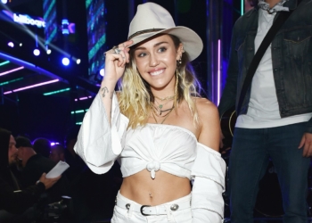 Miley Cyrus envía dulce vídeo a una víctima del tiroteo de Las Vegas