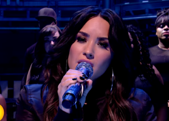 Demi Lovato interpreto algunos de sus éxitos en programa británico