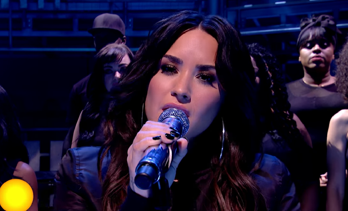 Demi Lovato interpreto algunos de sus éxitos en programa británico