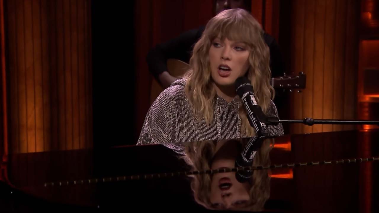 Taylor Swift hace romper en llanto a Jimmy Fallon con su presentación