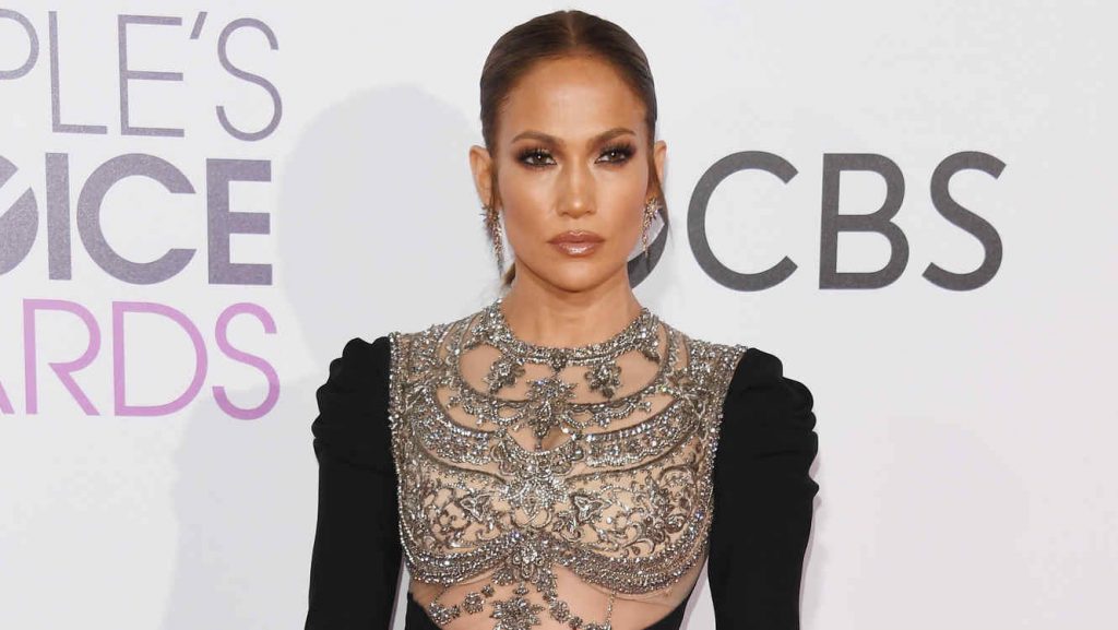 Jennifer Lopez anuncia la transmisión en vivo de su show pre-Super Bowl