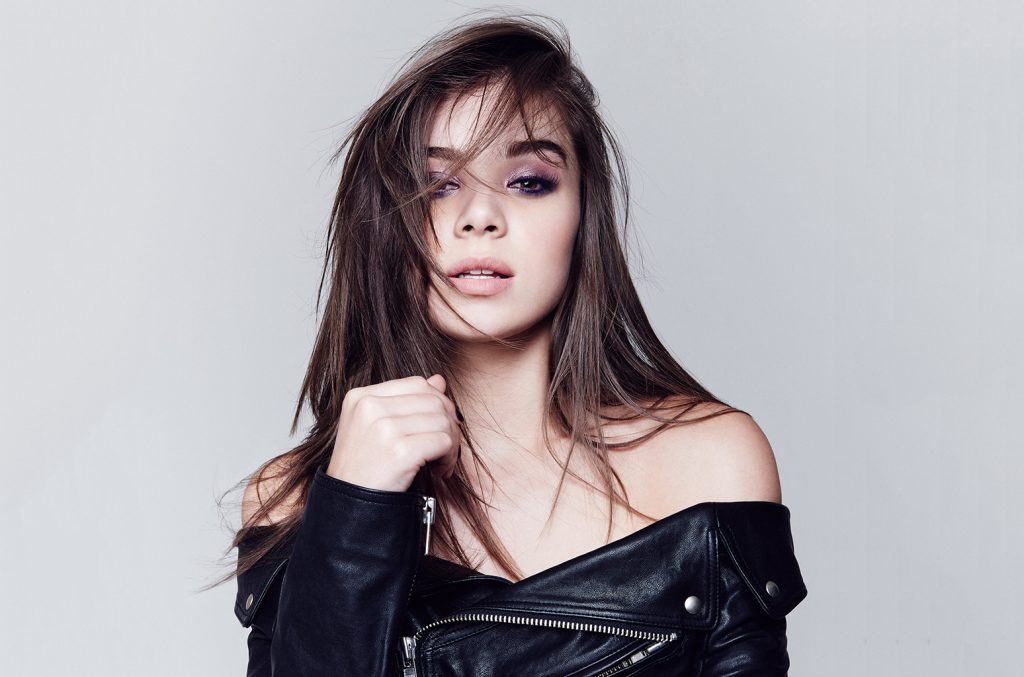 Hailee Steinfeld & BloodPop lanzan la canción "Capital Letters" para ‘Fifty Shades Freed’