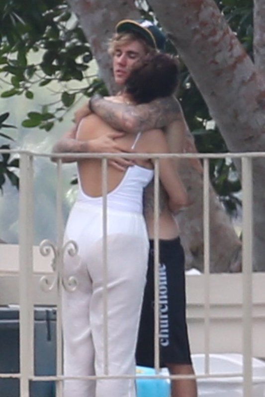 Miley Cyrus demuestra su apoyo por la relación de Justin y Selena