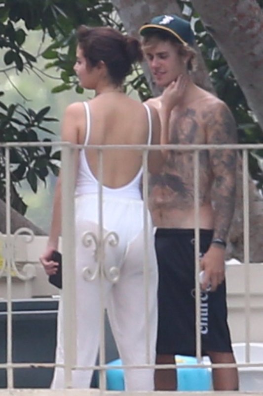 Miley Cyrus demuestra su apoyo por la relación de Justin y Selena