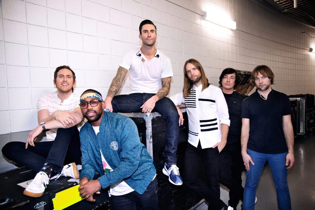 Maroon 5 estrenó el vídeo musical de "Wait"