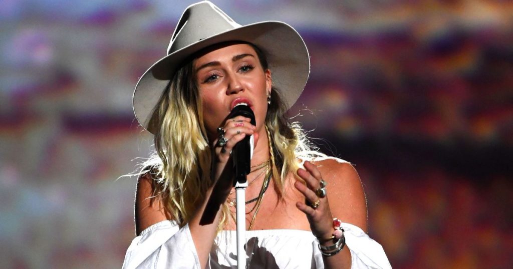 Policía detuvo a fan obsesionado de Miley Cyrus