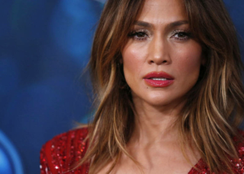 Jennifer Lopez revela su historia de acoso sexual