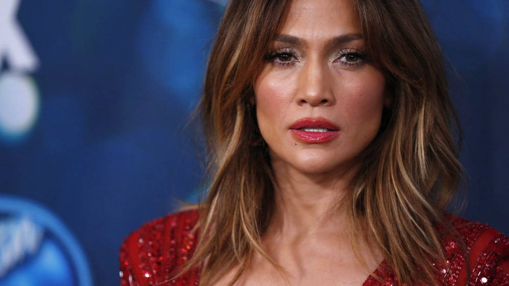 Jennifer Lopez revela su historia de acoso sexual
