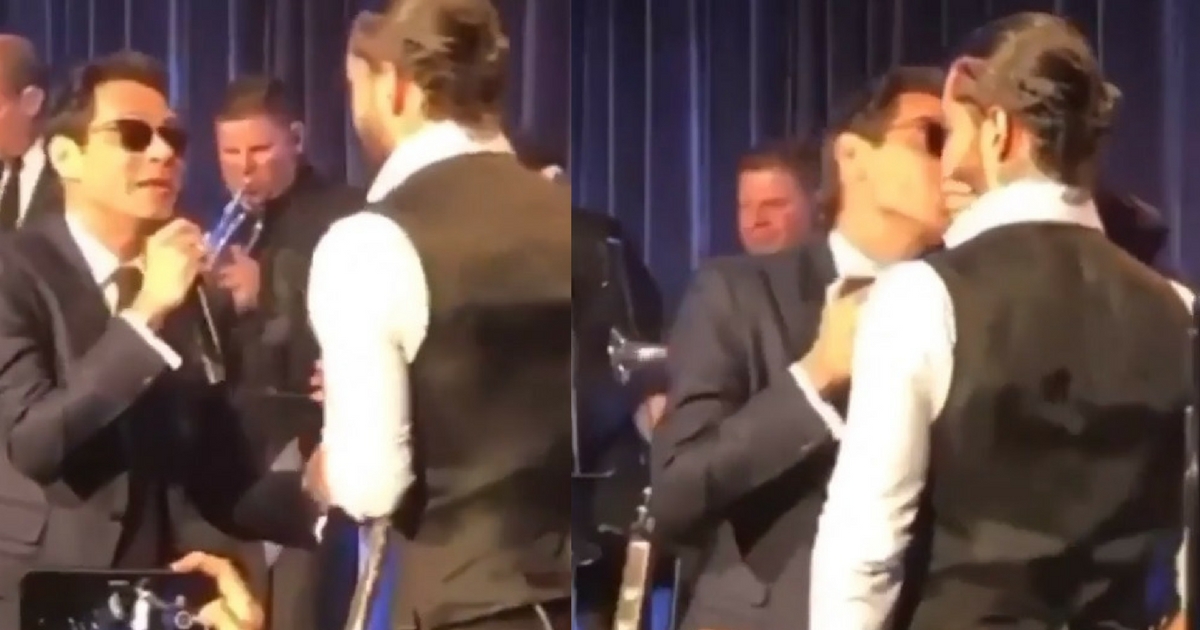 Marc Anthony y Maluma se besan en el escenario
