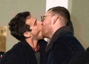 Sam Smith habla por primera vez del extraño beso con su novio Brandon Flynn