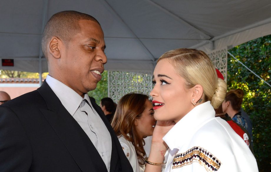 Rita Ora revela que sufrió sexismo en la disquera de Jay Z